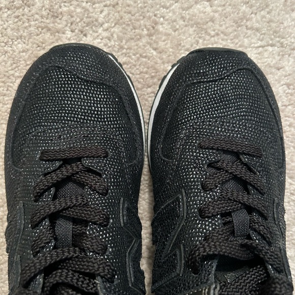 Black shimmer New Balance sneakers - Picture 2 of 12
